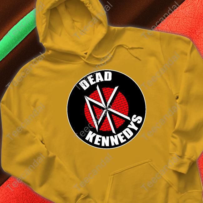 M. Shadows Wears Dead Kennedys Shirt M. Shadows Wears Dead Kennedys Shirt