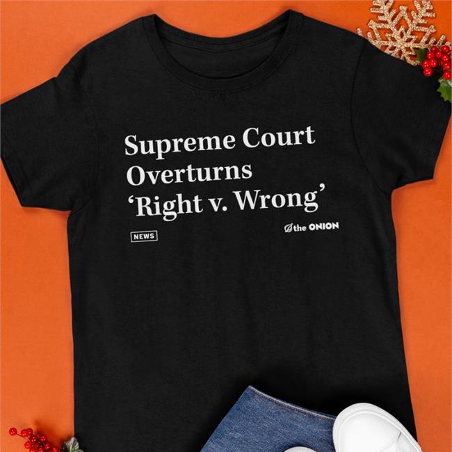 The Onion Store 'Right V. Wrong' Headline Tee 'Right V. Wrong' Headline Tee